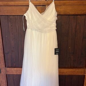 Lulu's Ivory Sleeveless Gown